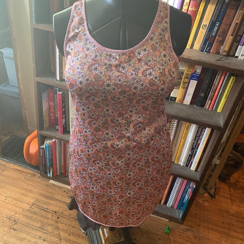 Victoria’s Secret pink barbitsilku racerback sleeveless M nightshirt